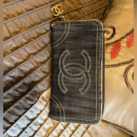 Chanel long denim wallet - Picture 1 of 10